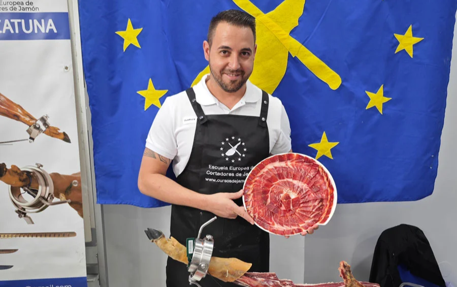 Ignacio Copete Belmonte, Cortador de Jamón en Écija