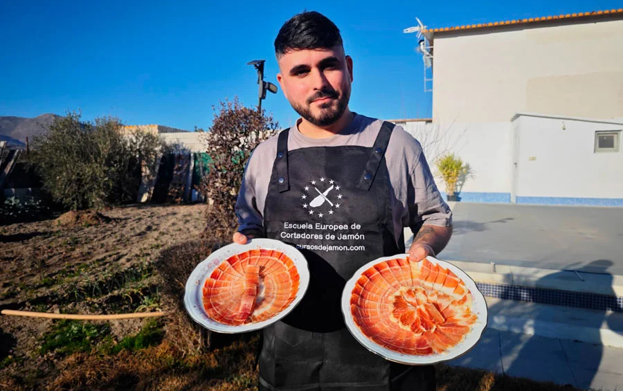 José Manuel García Parejo, Cortador de Jamón en Los Palacios y Villafranca (4)