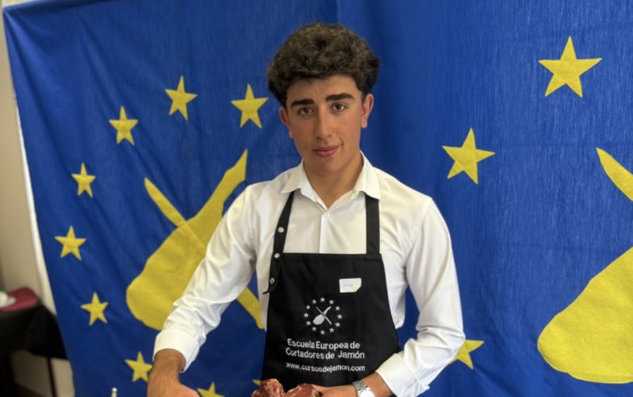 Pepe Jiménez Merino: Cortador de Jamón en Guadarrama (Madrid)