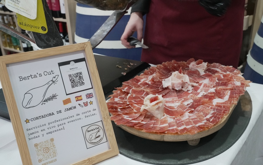 Berta Del Castillo Sabaté | Cortador de jamón en Cataluña